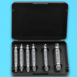 L'extracteur de vis qui fait parti d'une large gamme d'outils pour facilité la vie. Composé d'une tête crantée pour les pas-de-vis. Cet outil permet de visser et dévisser les vis abîmées ou foirées afin de pouvoir les extraire facilement. 